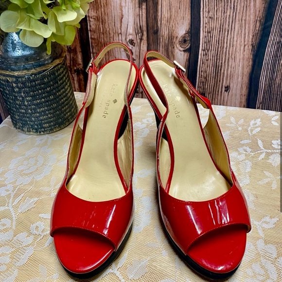 Kate Spade ♠️ Stunning Red & Black Patent Wedges Size 9 - Picture 5 of 8